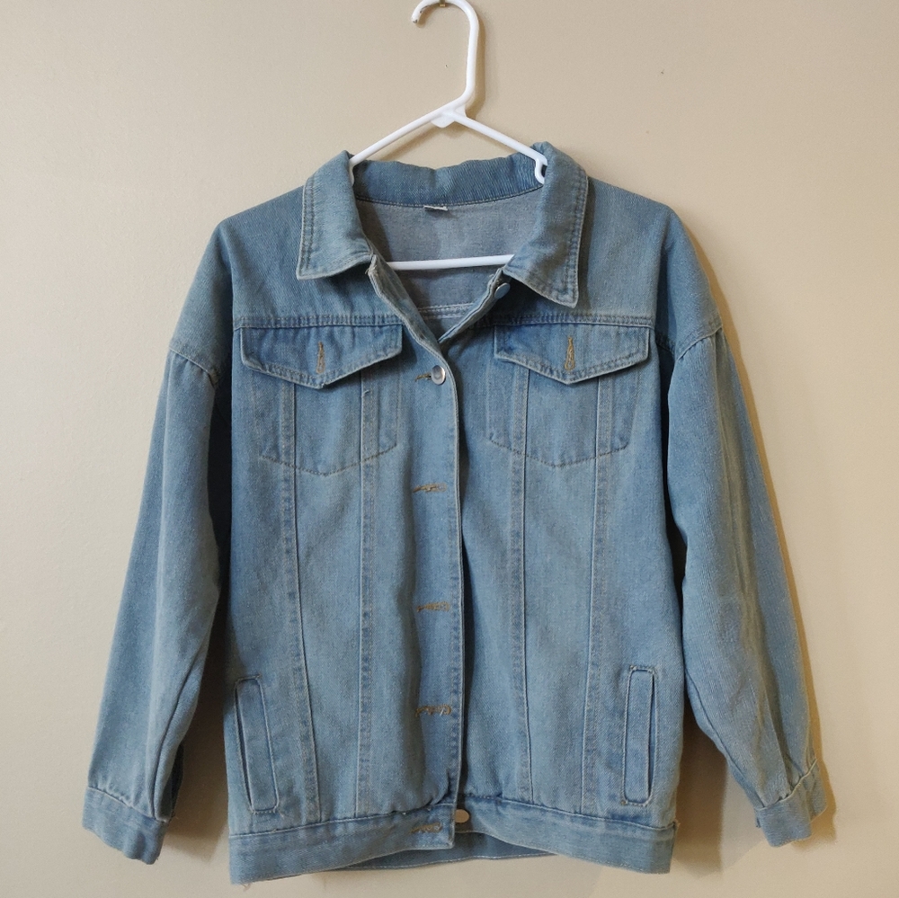 🌠2/$35🌠 Yesstyle Light Wash Denim Jean Jacket